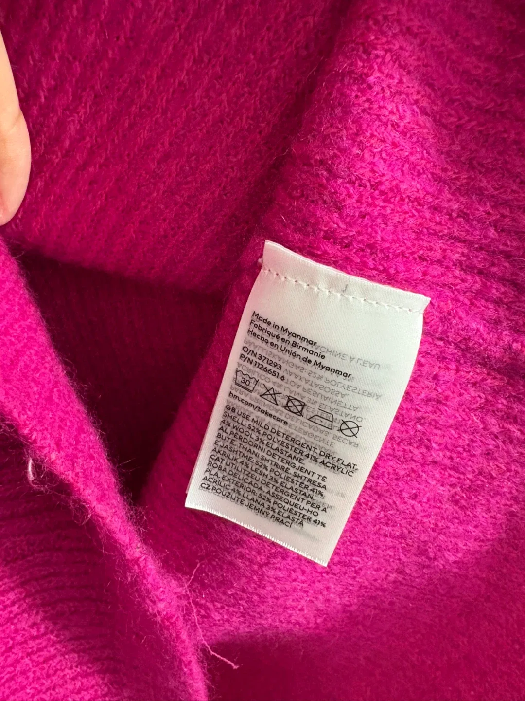 H&M Off-the-Shoulder Knit Dress ‼️final sale‼️ image indicator(4)