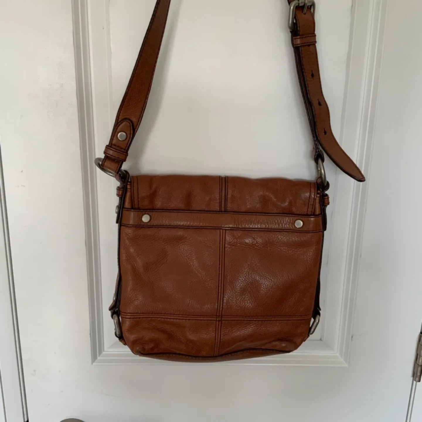 Fossil Brown Leather Crossbody Bag image indicator(3)