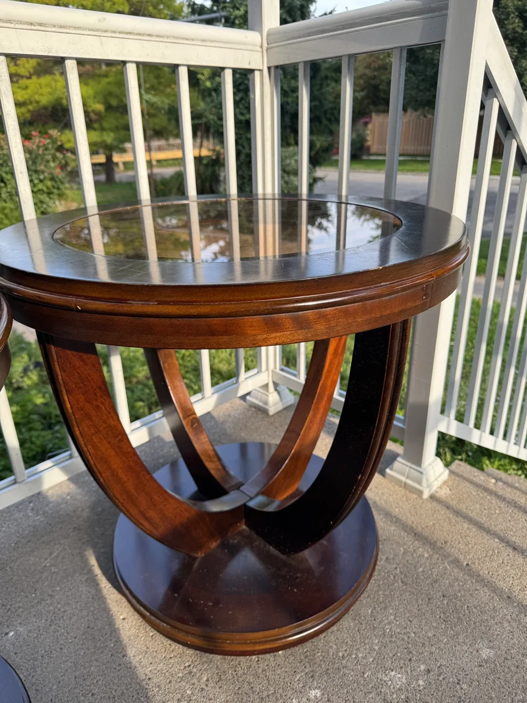 Set of 2 Brown Wood & Glass Round Side Tables thumbnail