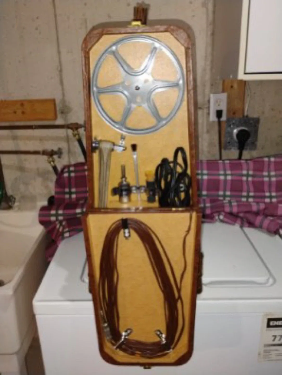 Vintage Sound Movie Projector with Case Revere Brand! image indicator(2)