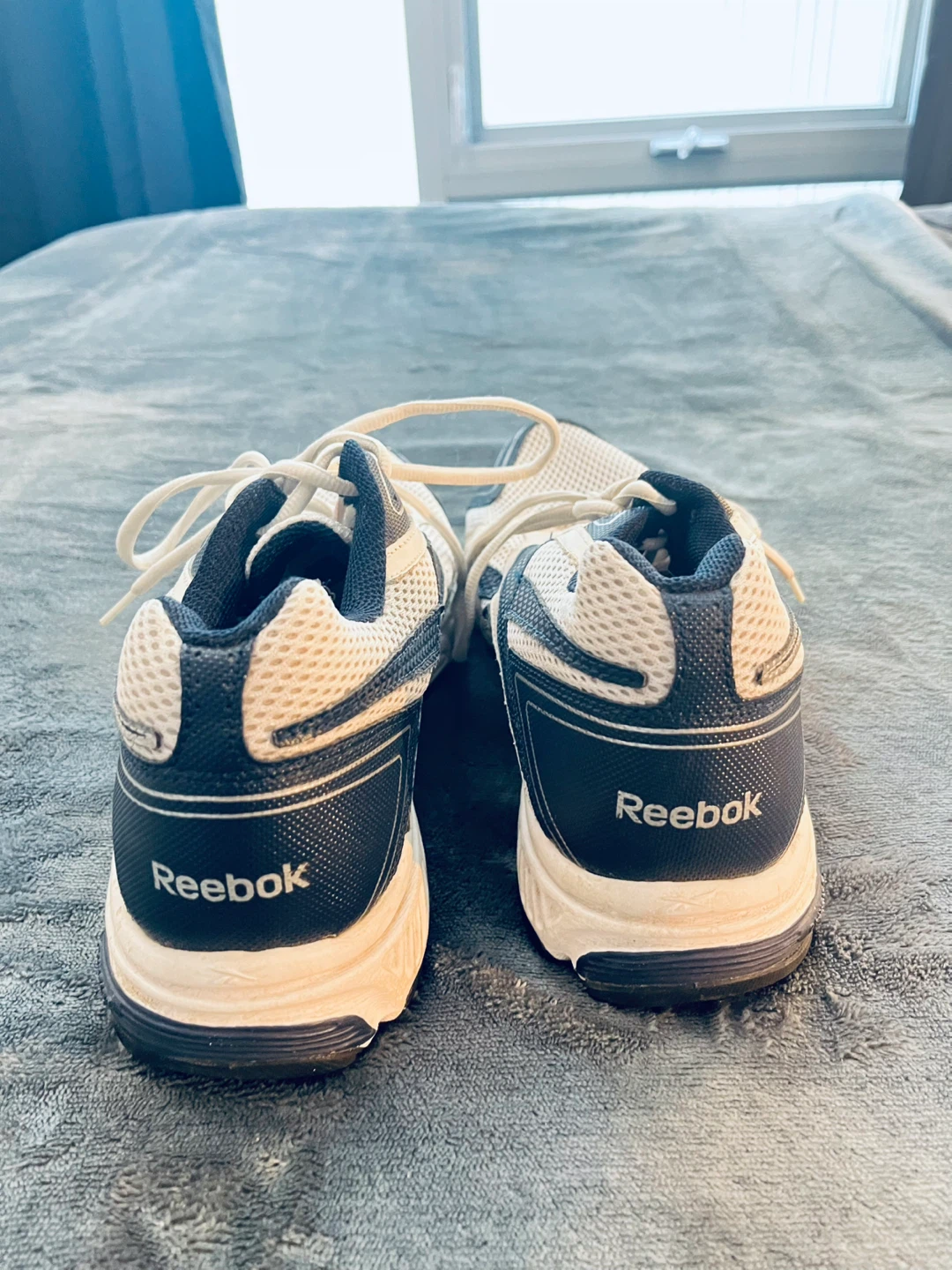 Reebok Running Shoes (10 US) - photo 3