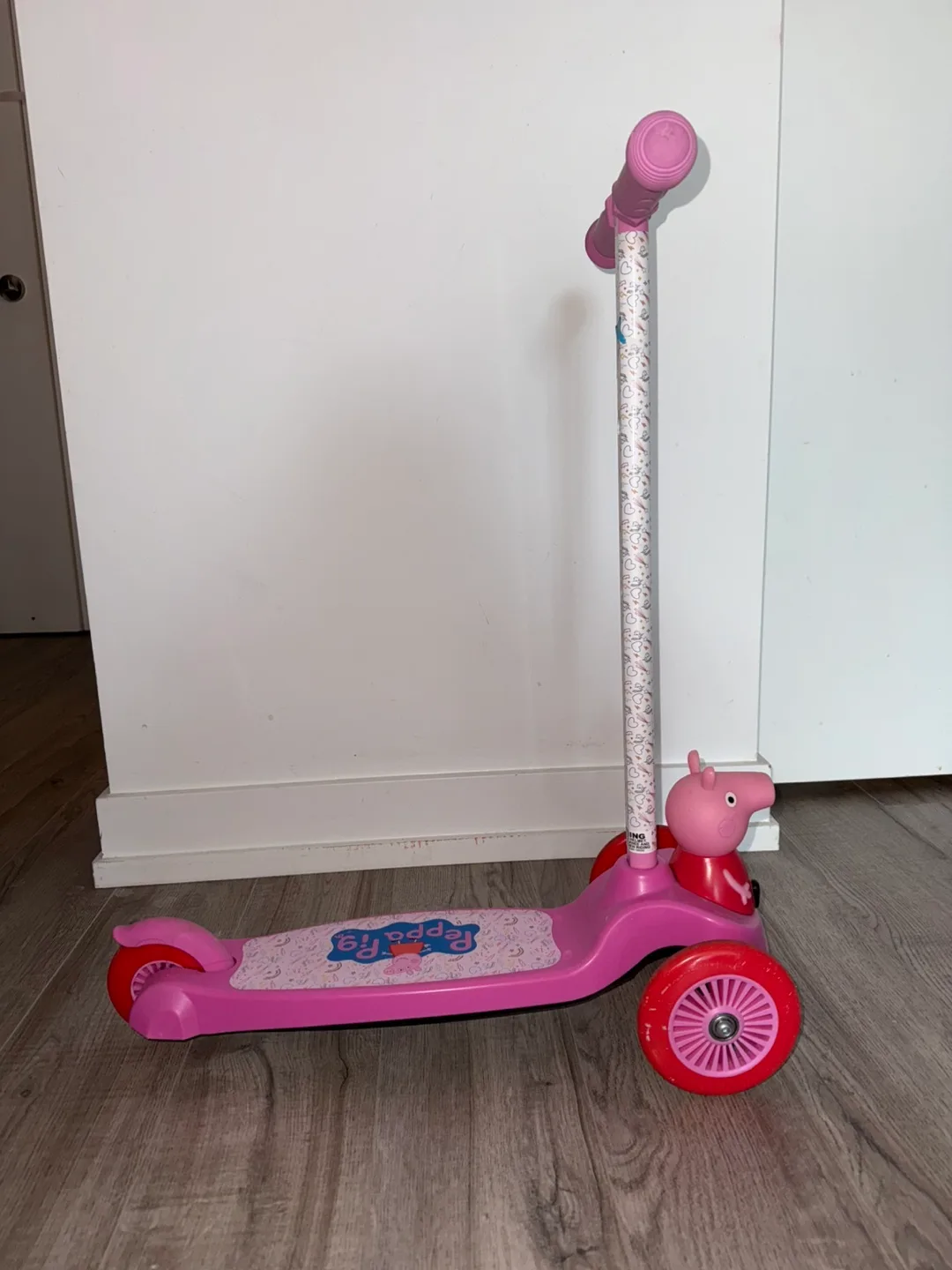 Peppa Pig 3-Wheel Scooter
