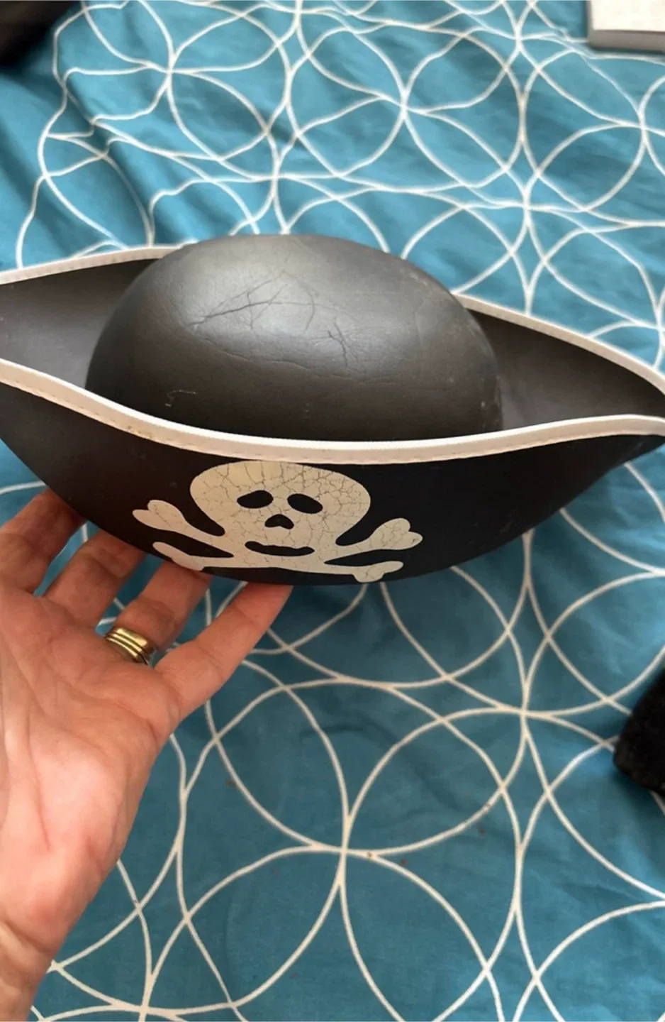 Pirate Costume Accessories for you and your friends image indicator(2)