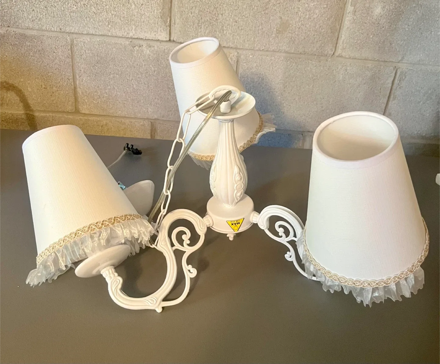 Chandelier - Interior Lighting image indicator(2)