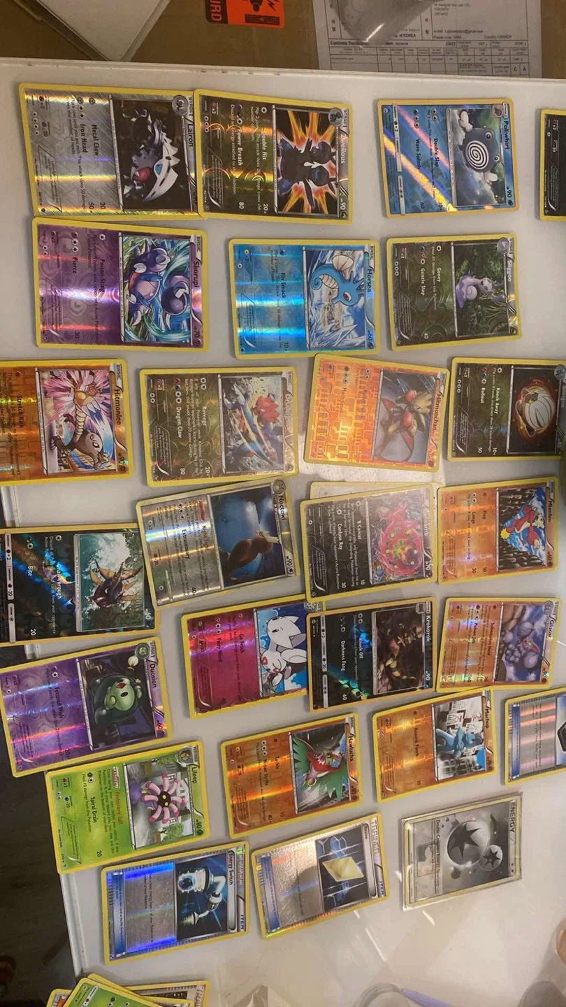 Pokémon Trading Cards Bundle thumbnail