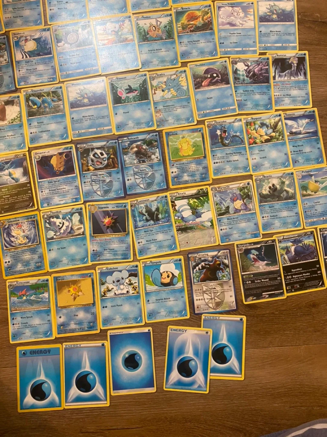Pokémon Trading Cards Collection (600 cards) image indicator(6)