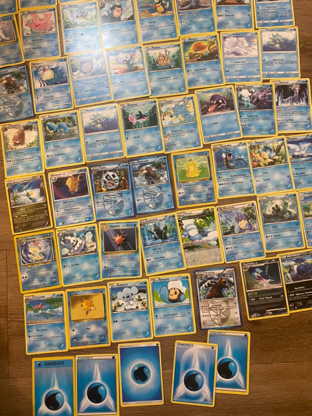 Pokémon Trading Cards Collection (600 cards) image indicator(7)