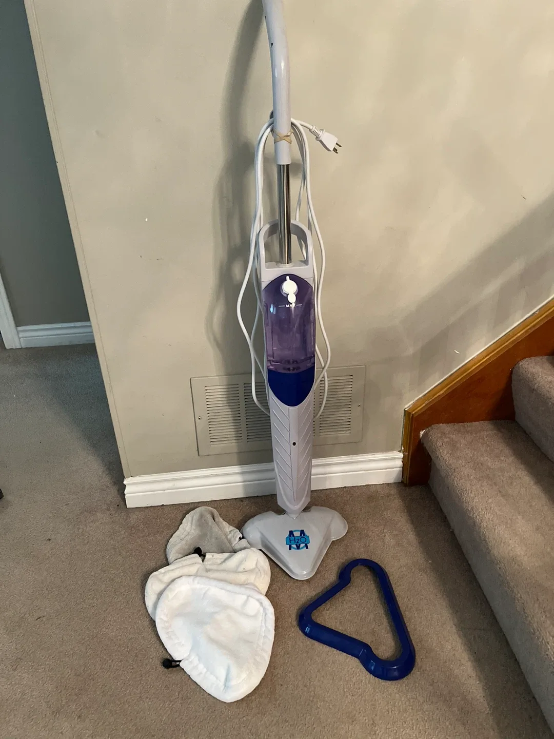 H2O Mop X5 Steam Cleaner with Accessories thumbnail