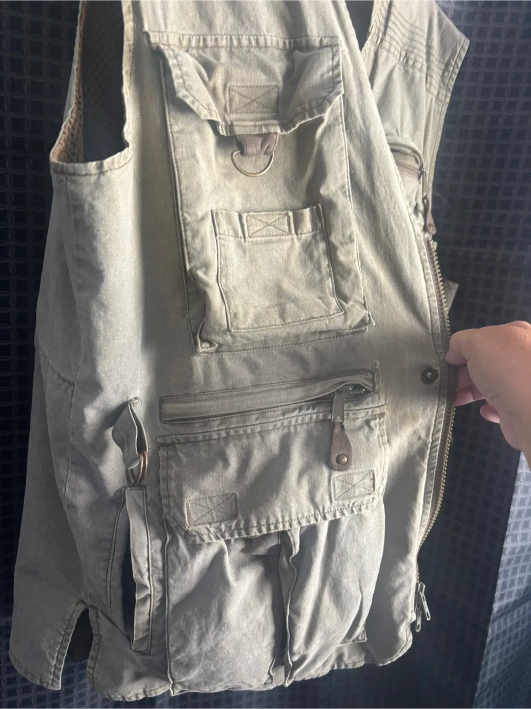 Eddie Bauer Outdoor Outfitter Vest - Size M image indicator(8)