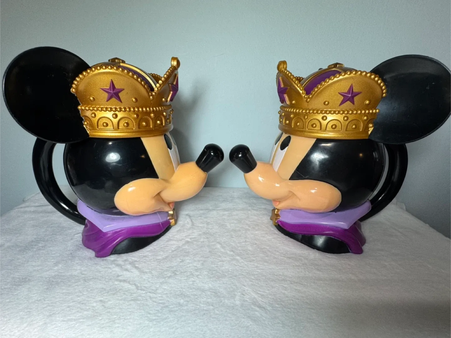 2 mugs Disney On Ice Flip Top Souvenir Mug Mickey Mouse (👑crown) image indicator(10)