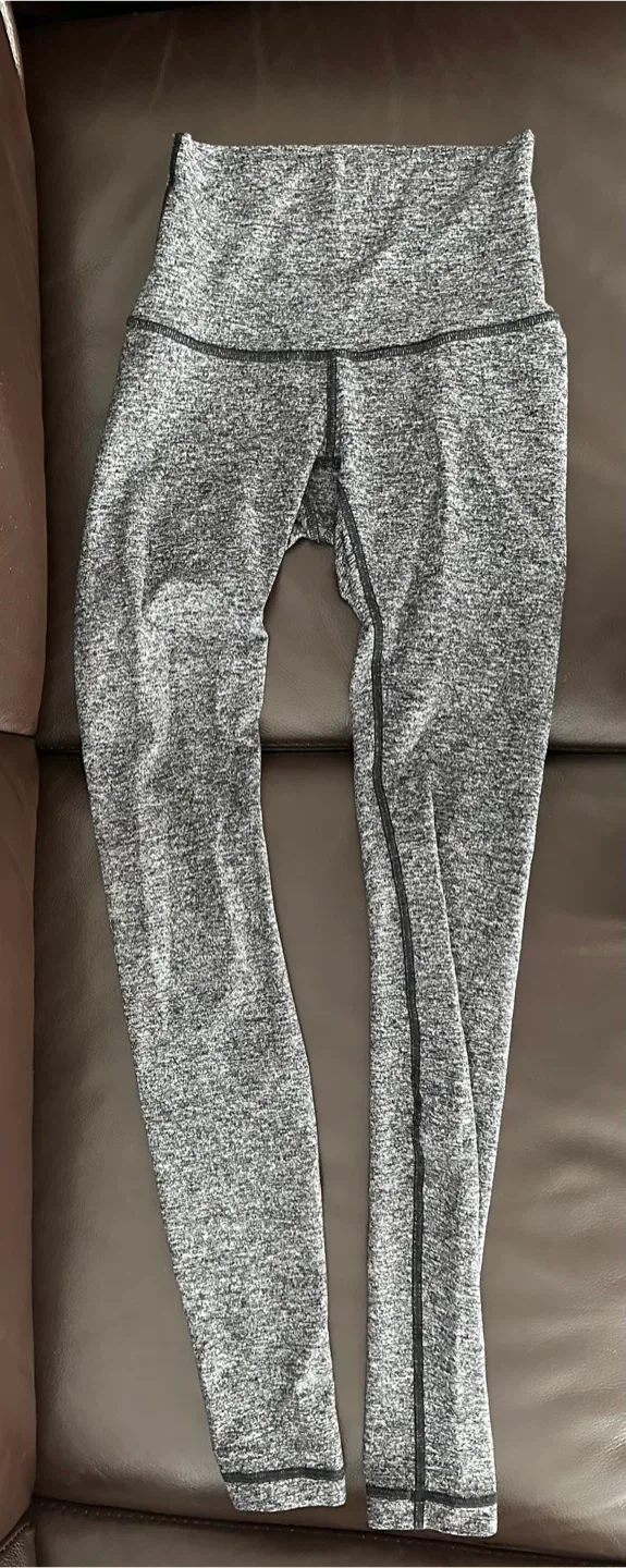 Lululemon Grey Leggings Women’s X-Small image indicator(3)