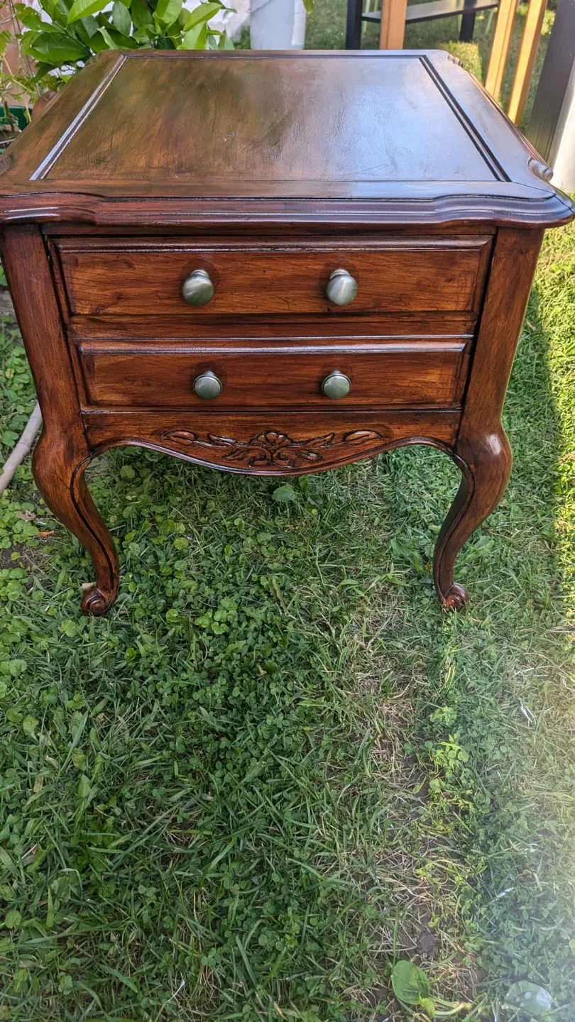 Vintage Wooden End Table with 2 Drawers image indicator(6)