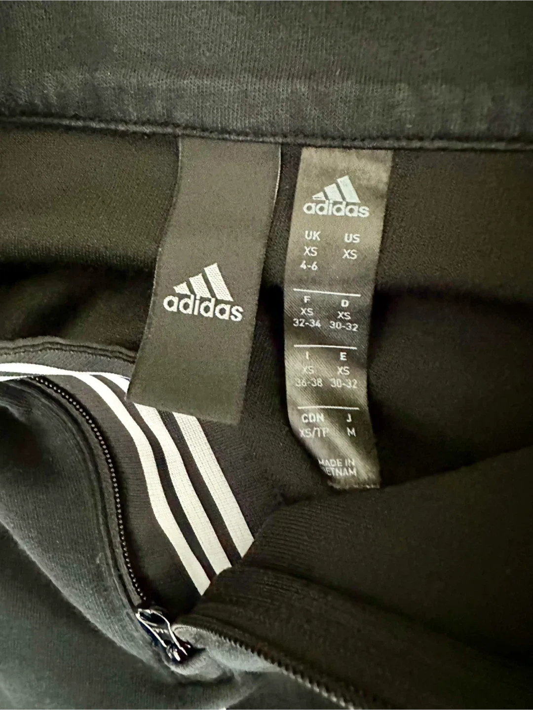 Adidas Black Cropped Pullover XS image indicator(3)