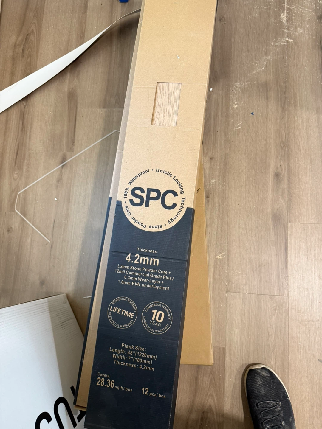SPC Waterproof Flooring - 28.36 sq ft/box