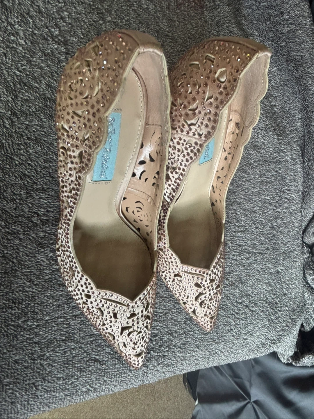 Betsey Johnson Rose Gold Heels - photo 4