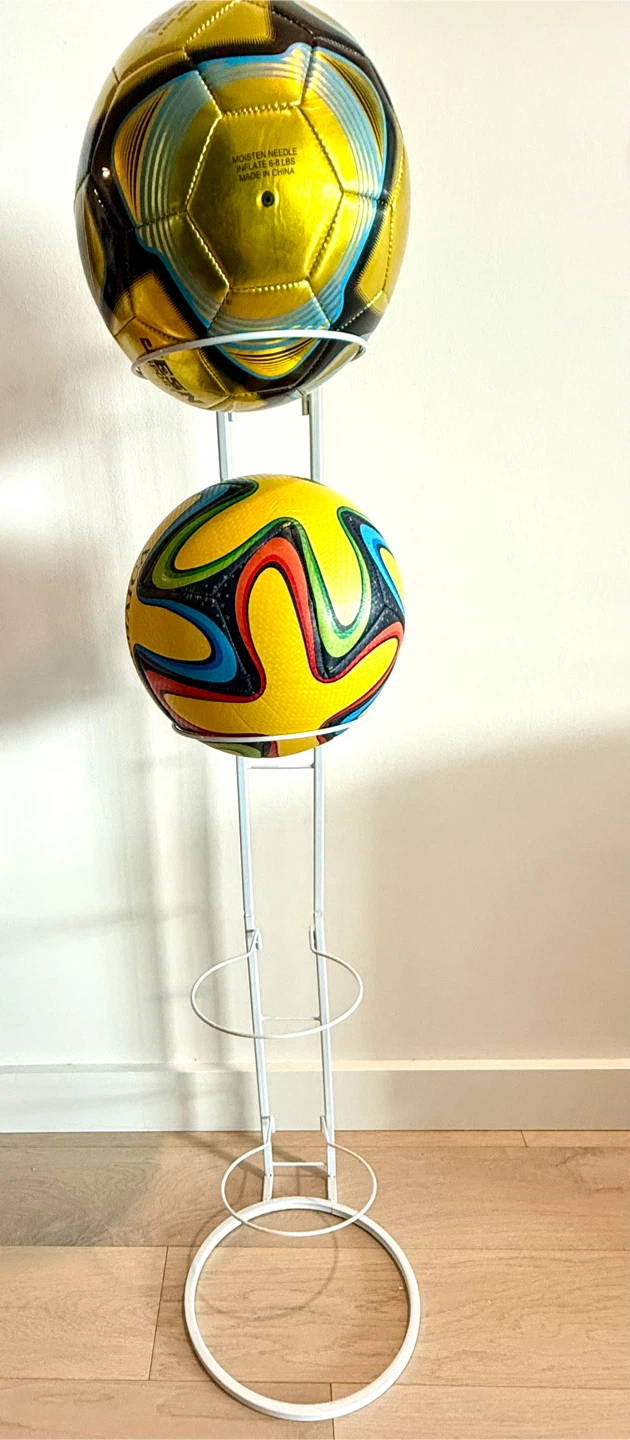 Metal sports ball stand