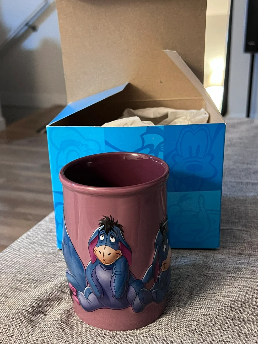 Disney Eeyore Mug with Box image indicator(2)