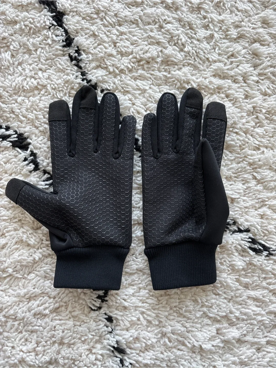 New York Yankees Black Gloves image indicator(2)