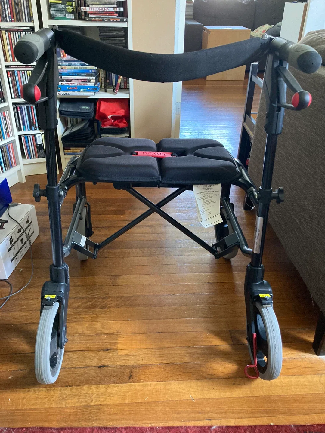 Nexus Walker with Seat image indicator(3)