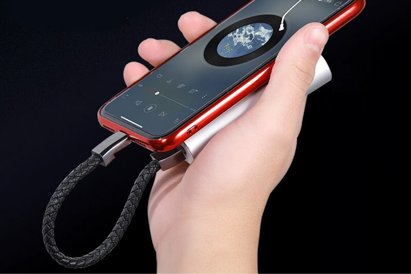 Leather Charging Bracelet image indicator(5)