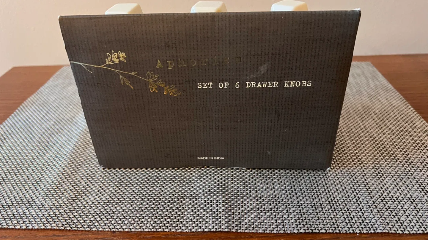 Set of Cabinet/Dresser Drawer Pulls image indicator(5)