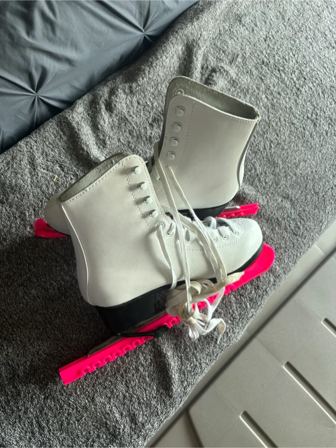 Tecno Pro White Ice Skates - Size 40 image indicator(7)