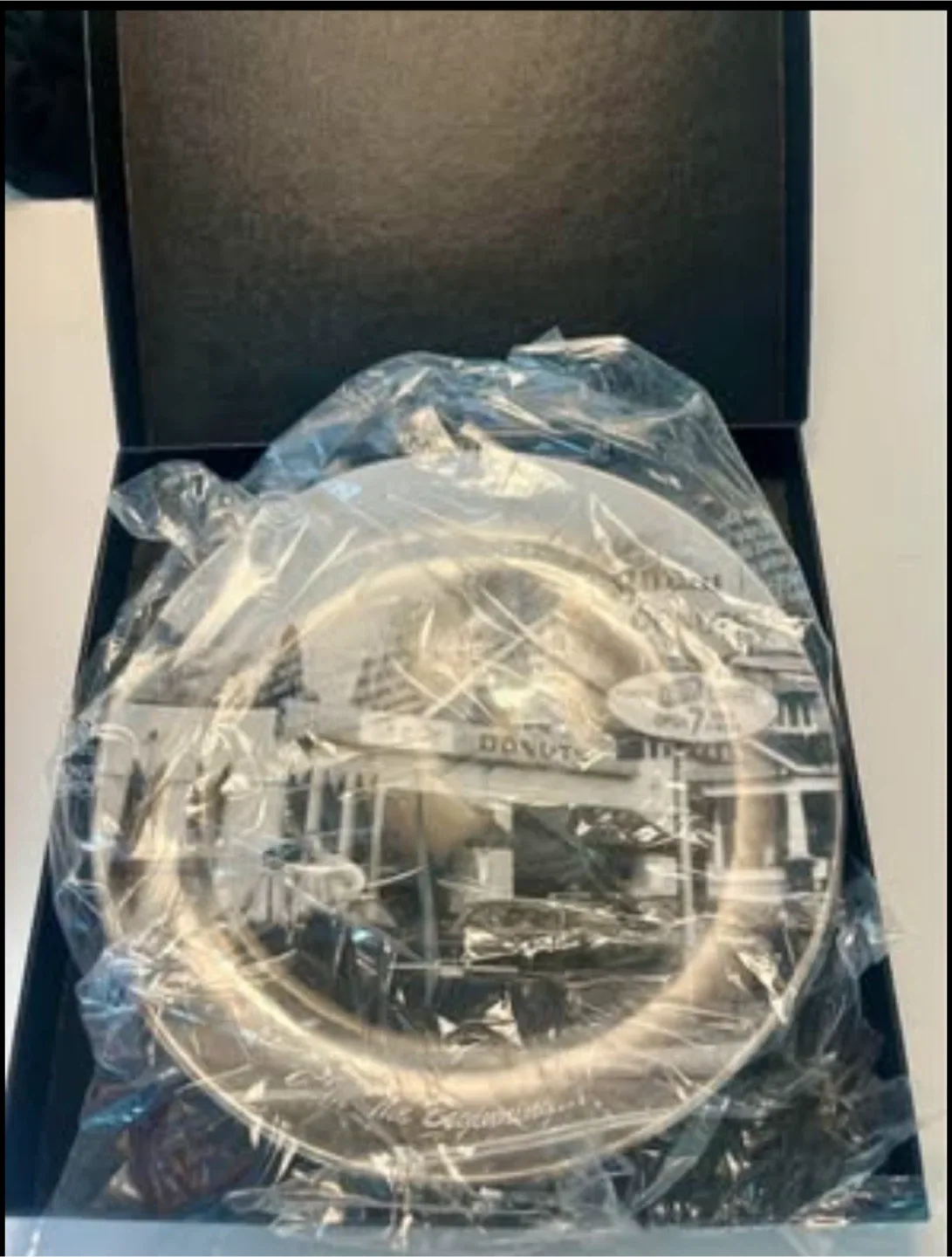 Tim Hortons 50th Anniversary Plate by Royal Doulton image indicator(2)