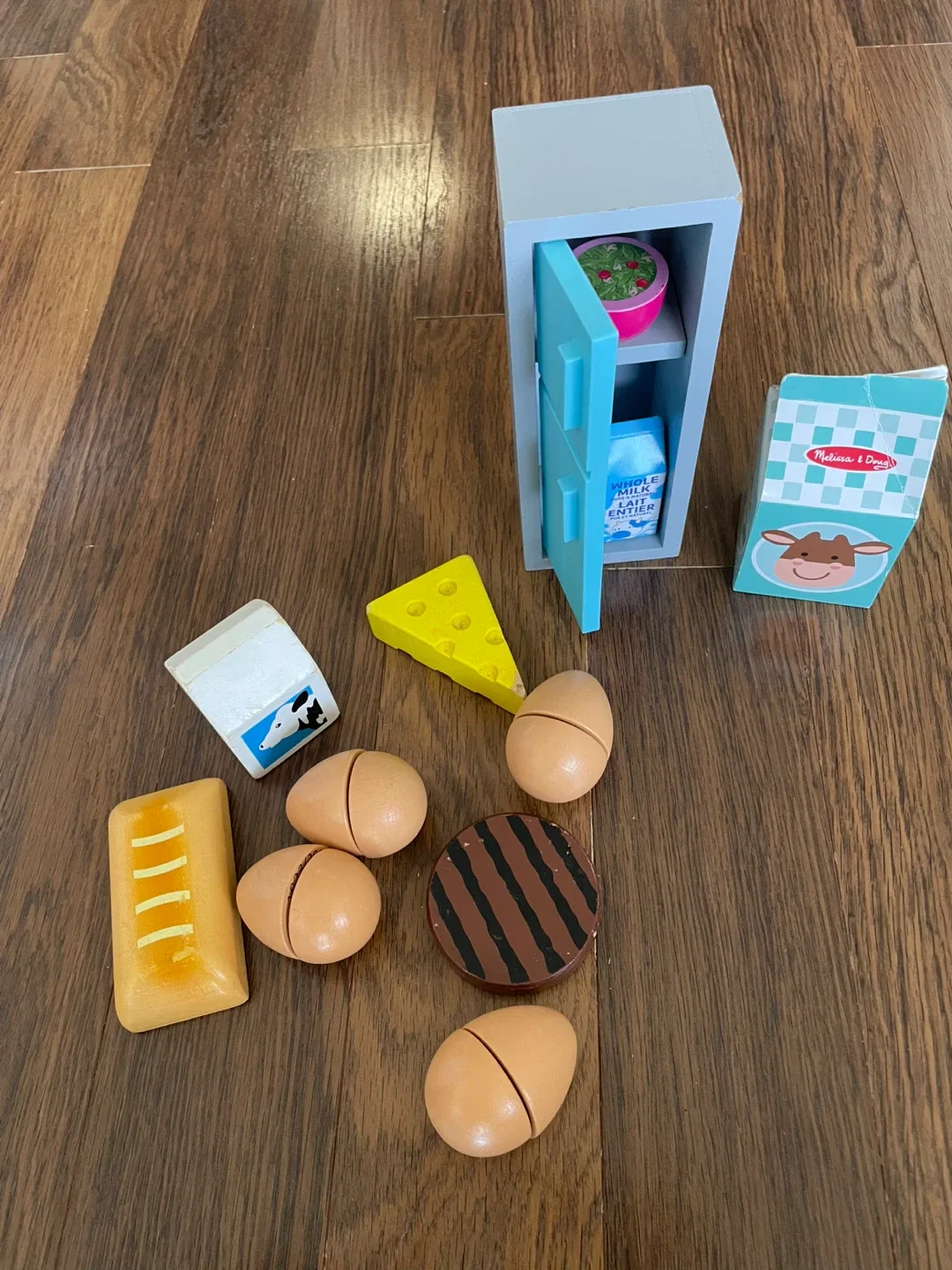 Melissa & Doug Wooden Play Food & Furniture Set image indicator(3)