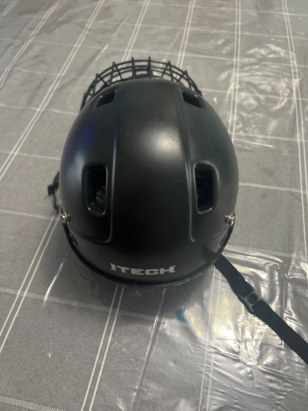 ITECH Hockey Helmet with Cage image indicator(2)