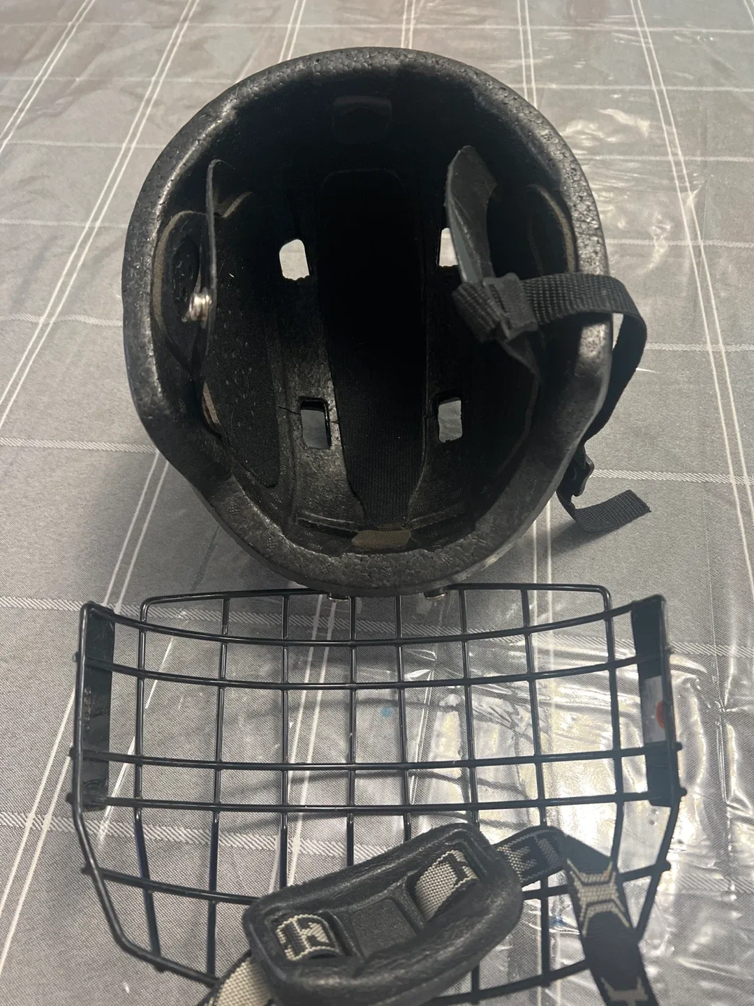 ITECH Hockey Helmet with Cage image indicator(3)