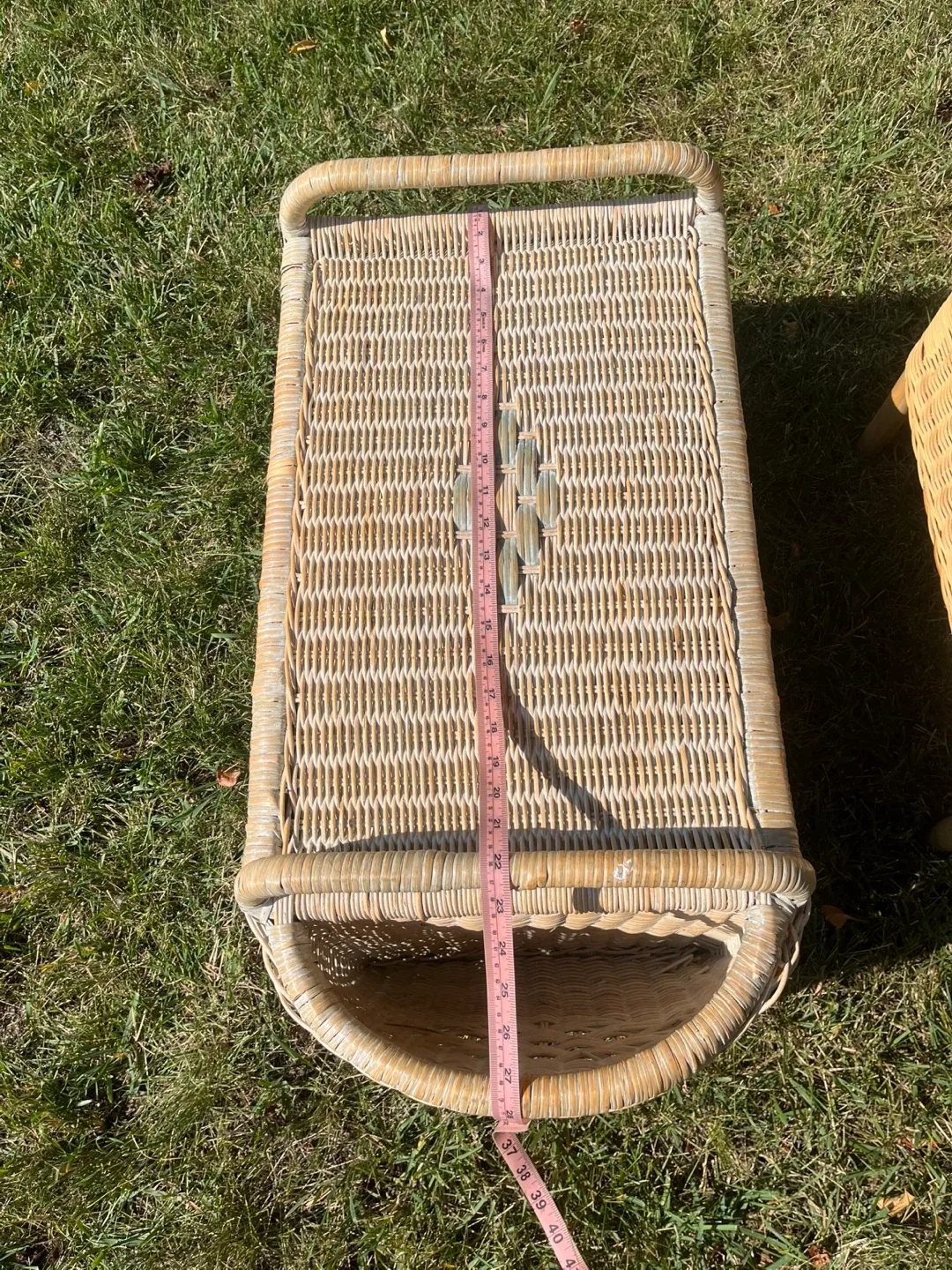 Children’s Wicker Chair and Table Set image indicator(4)