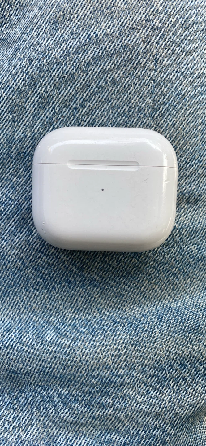 Apple AirPods (3rd generation)