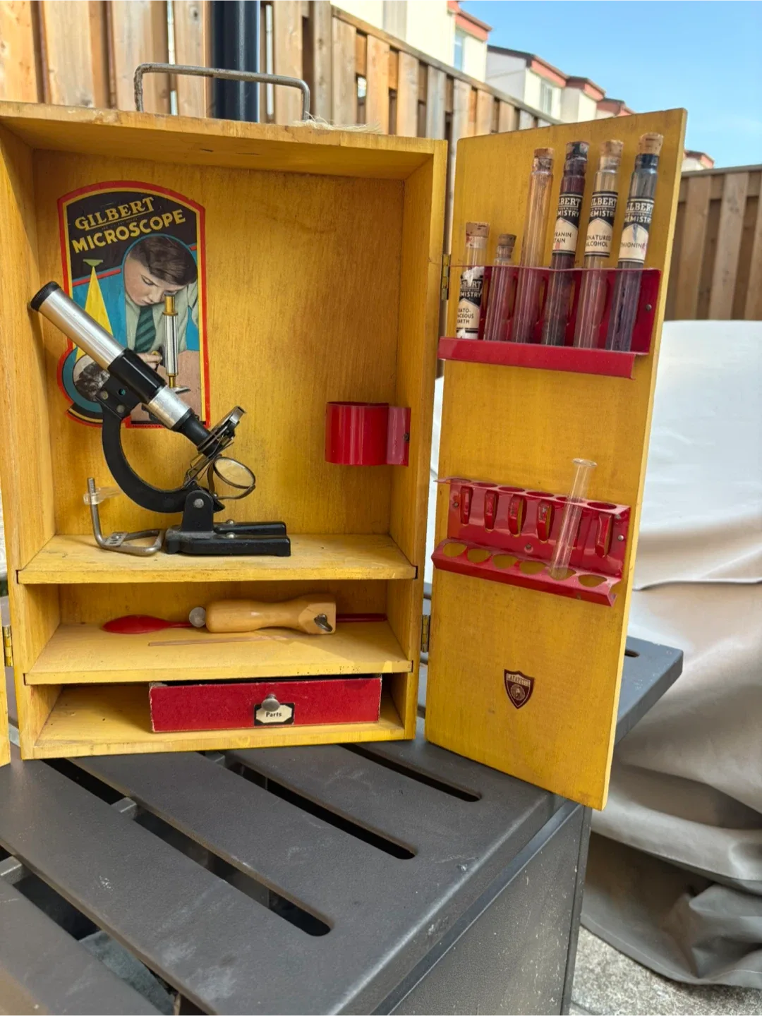 Vintage Gilbert Microscope Set image indicator(4)