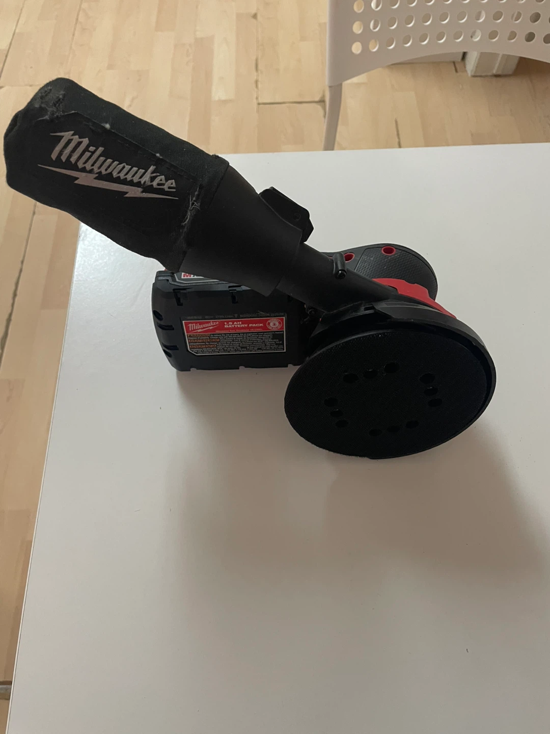 Milwaukee M18 Random Orbit Sander - photo 4