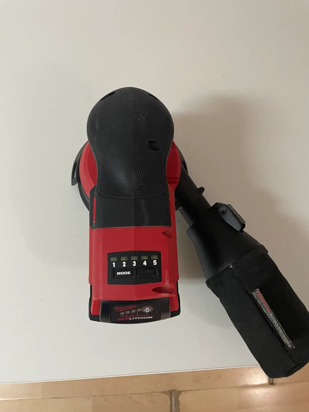 Milwaukee M18 Random Orbit Sander