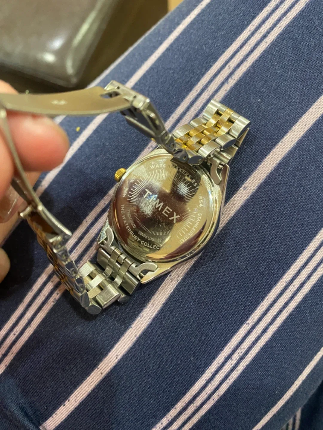 Timex The Waterbury Two-Tone Watch image indicator(3)