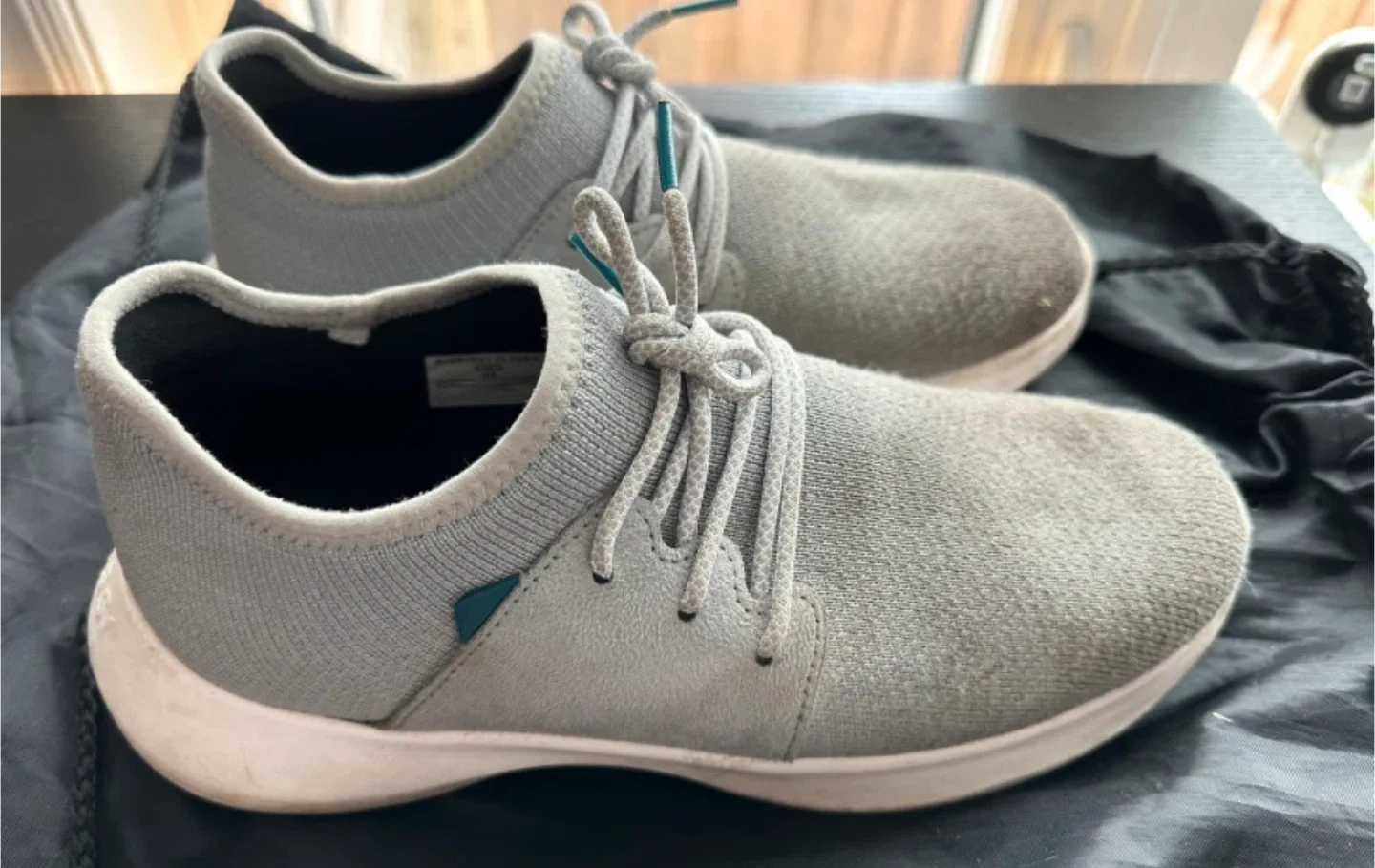 Vessi  Everyday Classic Grey Sneakers - Size 9 thumbnail