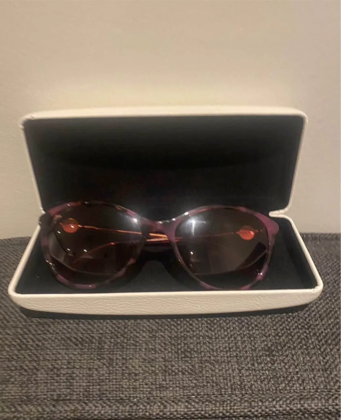 Versace Pink Tortoise Sunglasses with Case image indicator(5)