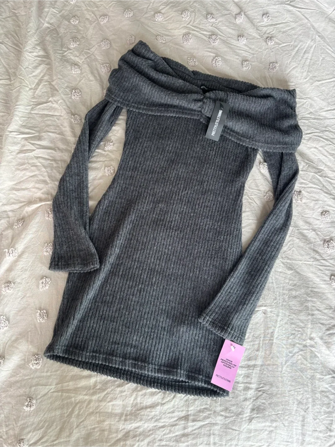 NWT PrettyLittleThing | Over the Shoulder Dress - Size S thumbnail