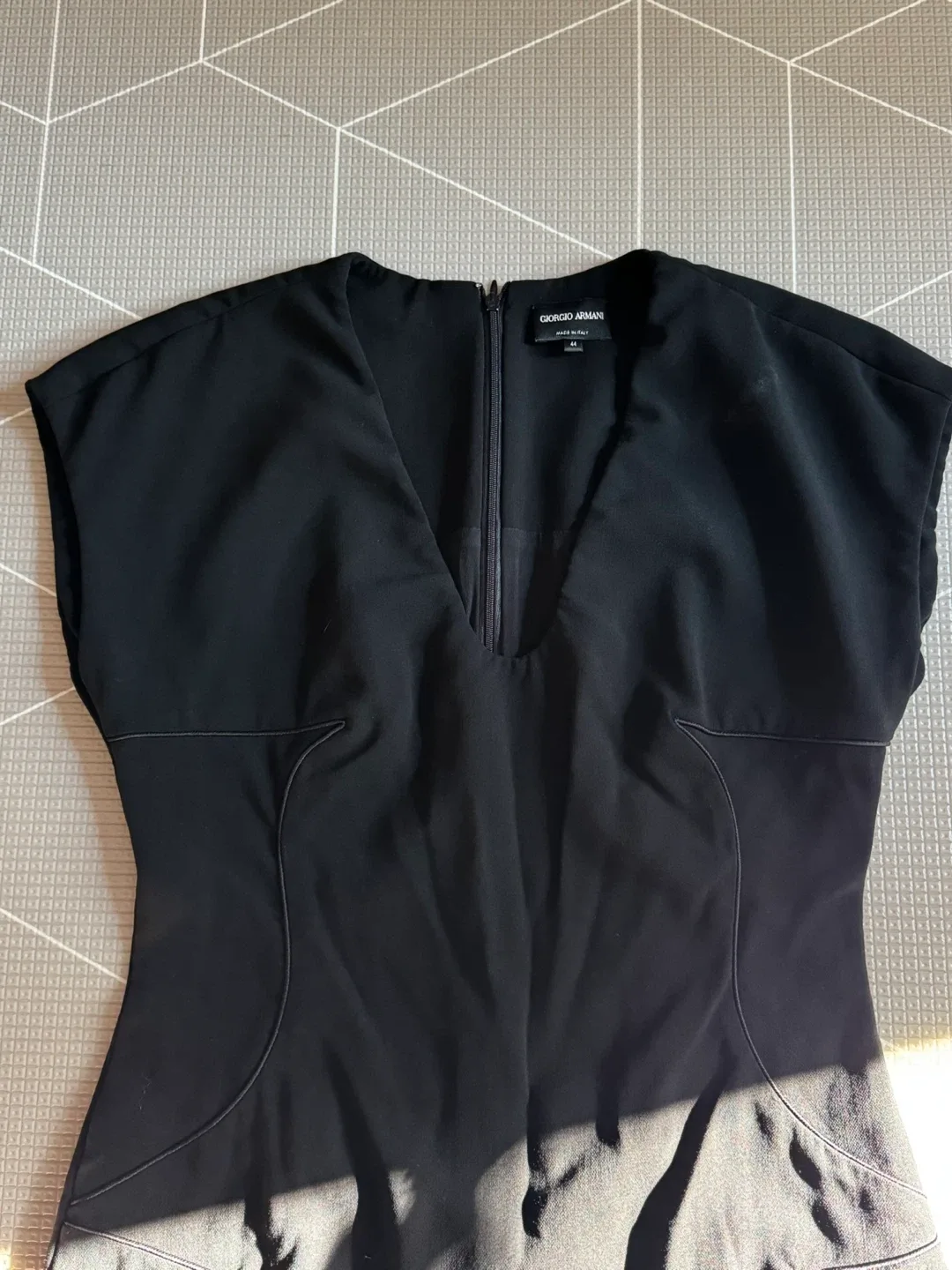 Giorgio Armani Black Dress - Size 44 image indicator(2)