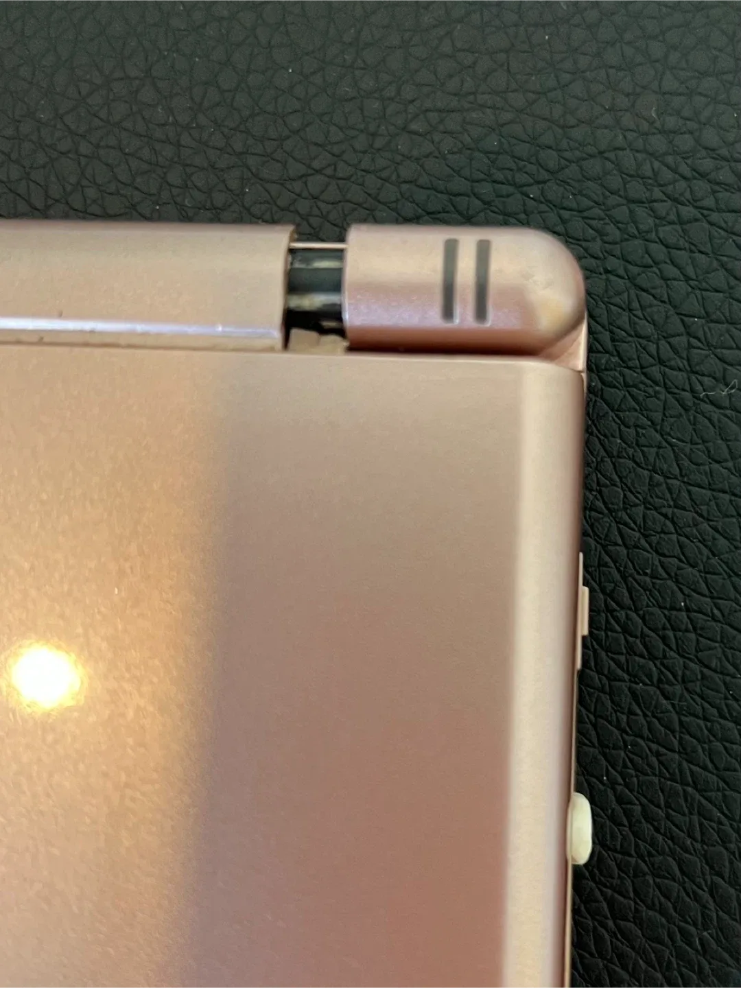 Nintendo DS Lite - Rose Gold with Charger🥕 image indicator(2)