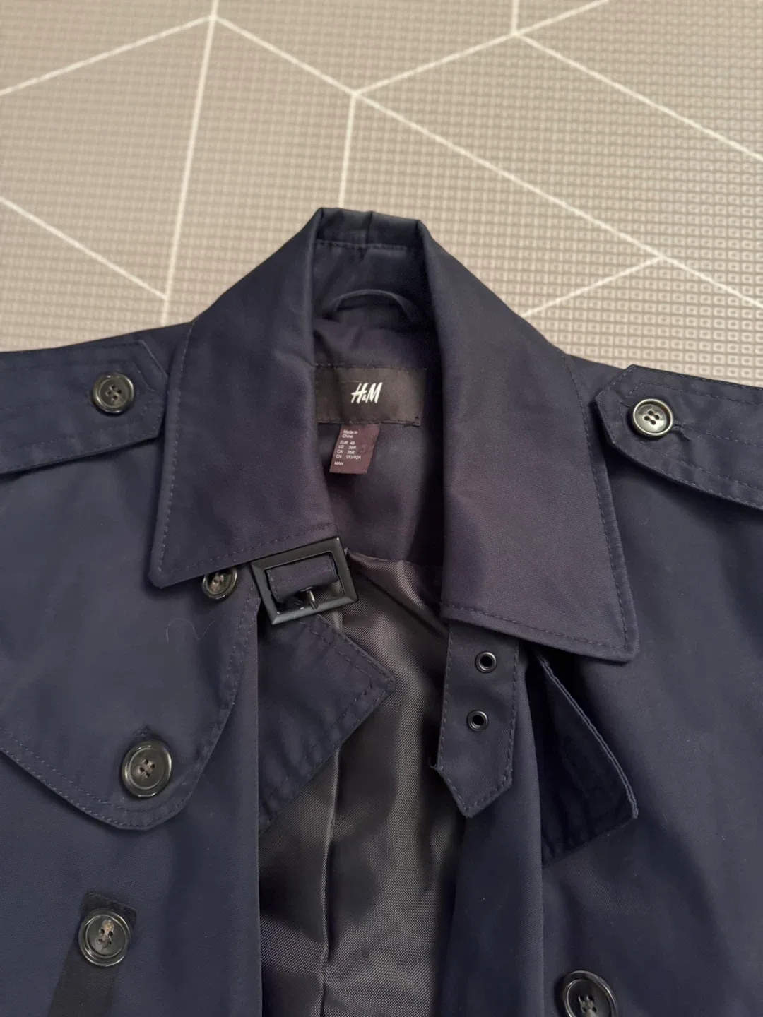 H&M Navy Blue Trench Coat - Size 36R image indicator(3)