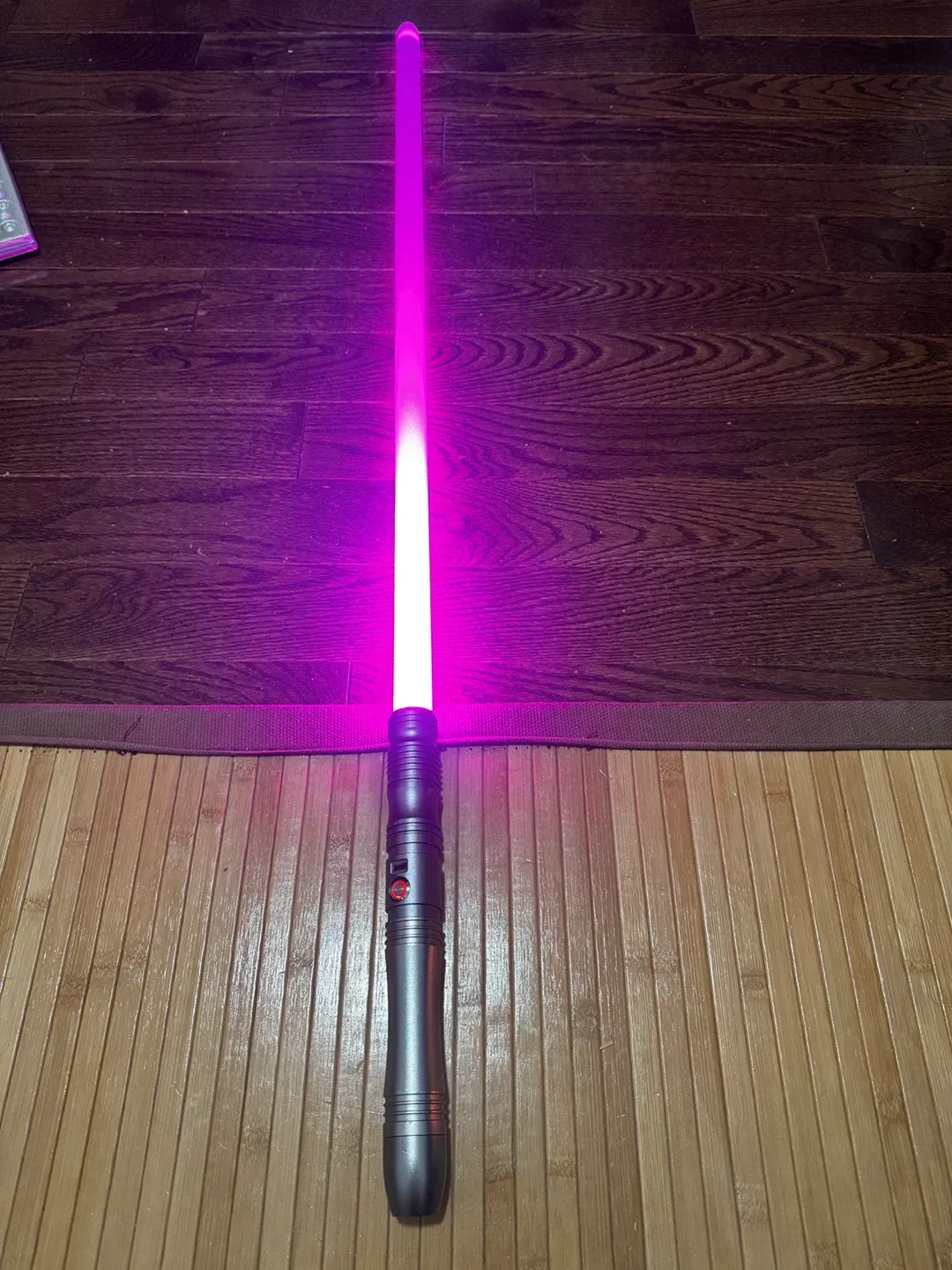 Lightsabers, can change color, with sound, very durable image indicator(4)