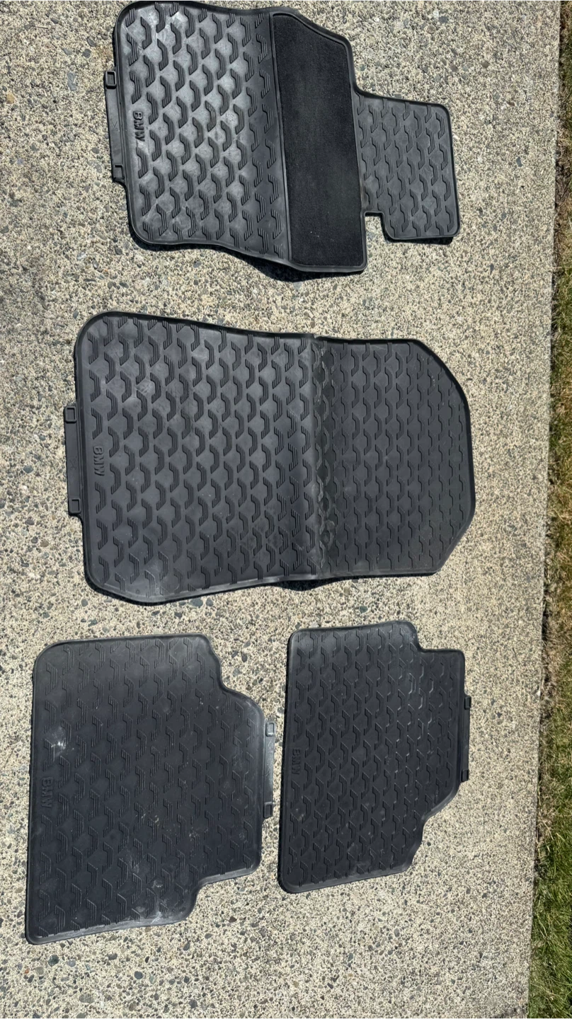 BMW Black Rubber Floor Mats - Full Set