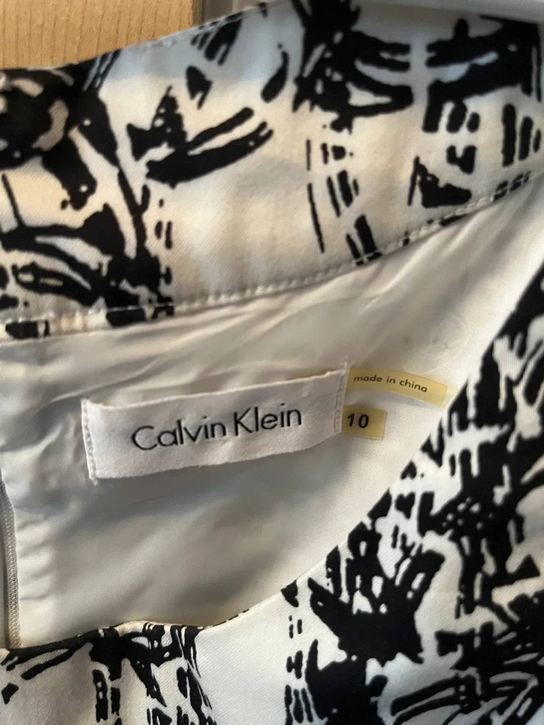 Calvin Klein Dress - Size 10 image indicator(2)