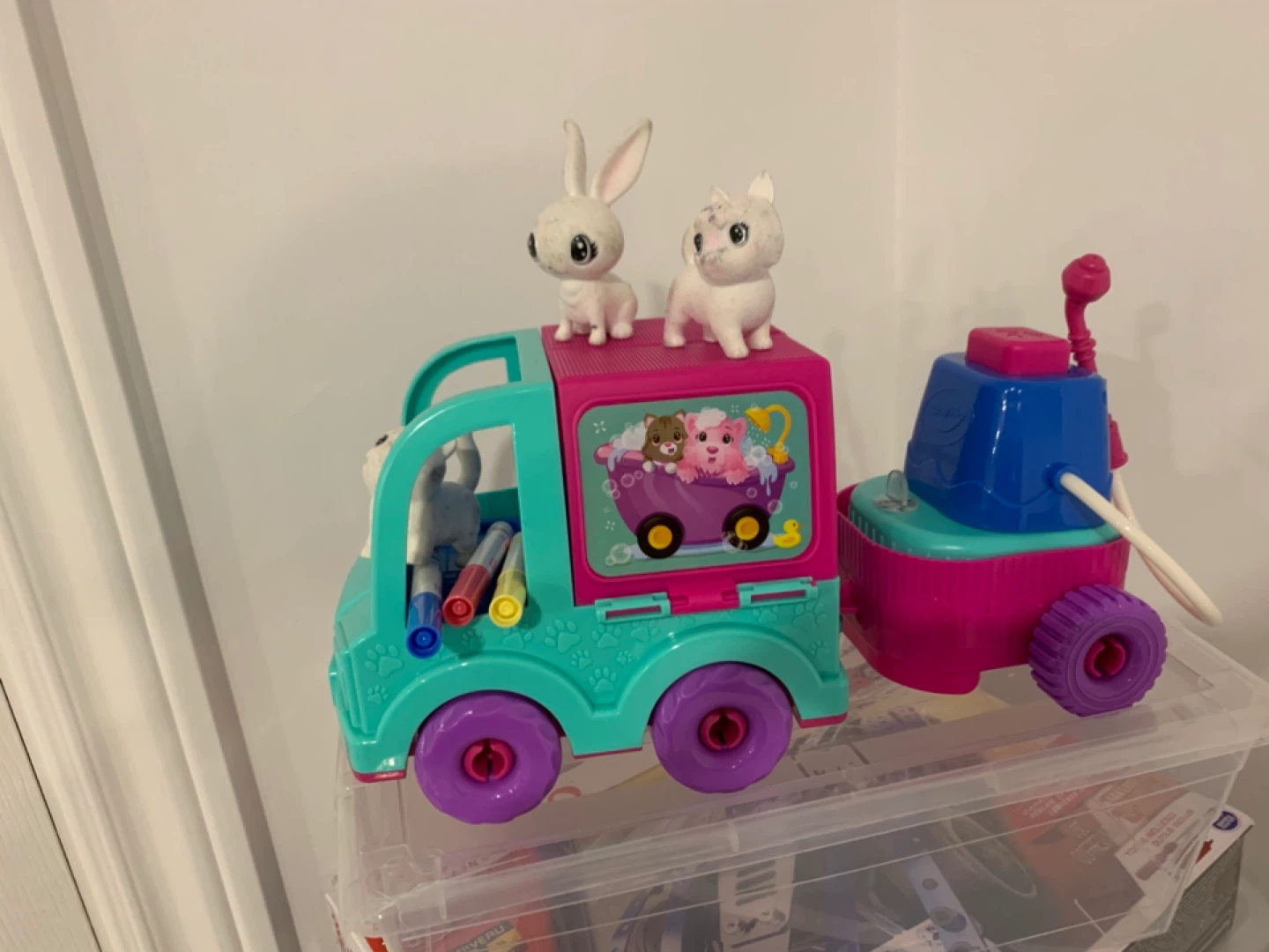 Crayola Li'l Woodzeez Camper Van Toy Set - photo 2