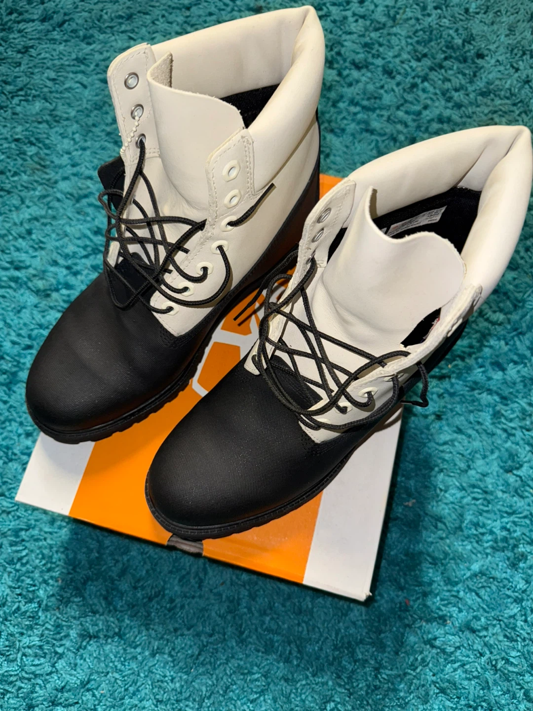Timberland Premium Waterproof Boots - Black/White - Size 10