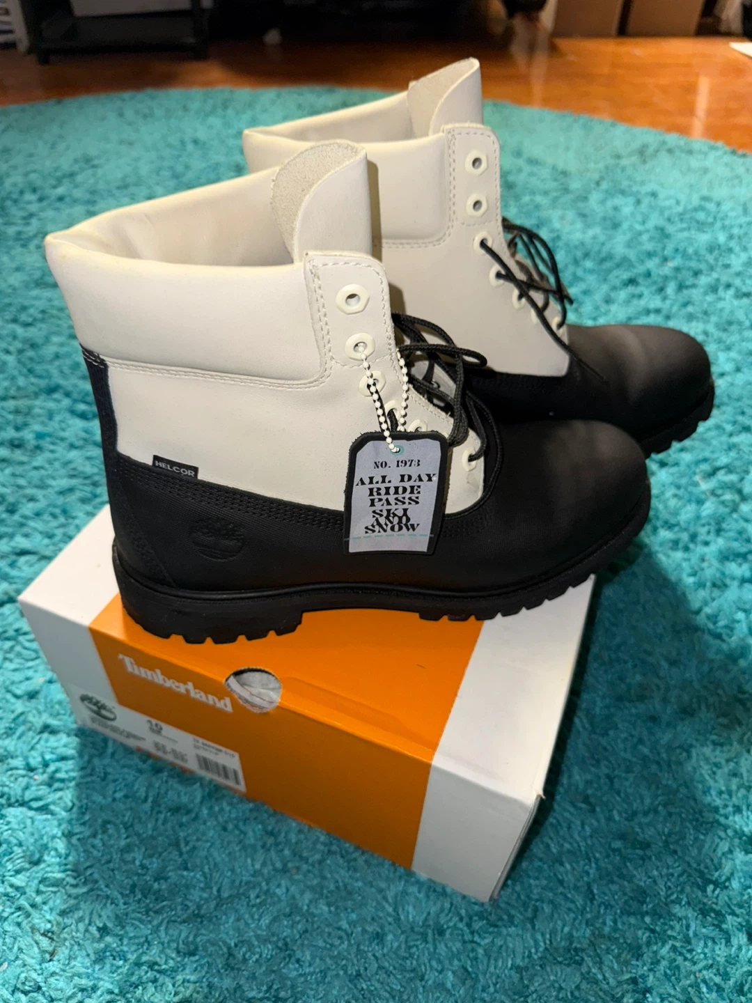 Timberland Premium Waterproof Boots - Black/White - Size 10 - photo 3