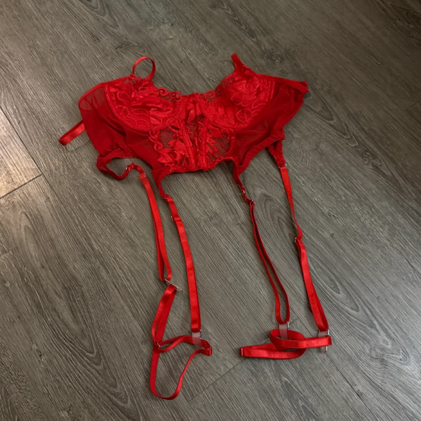 Shein brand new Red Floral Lace Cut Out Garter Corset thumbnail