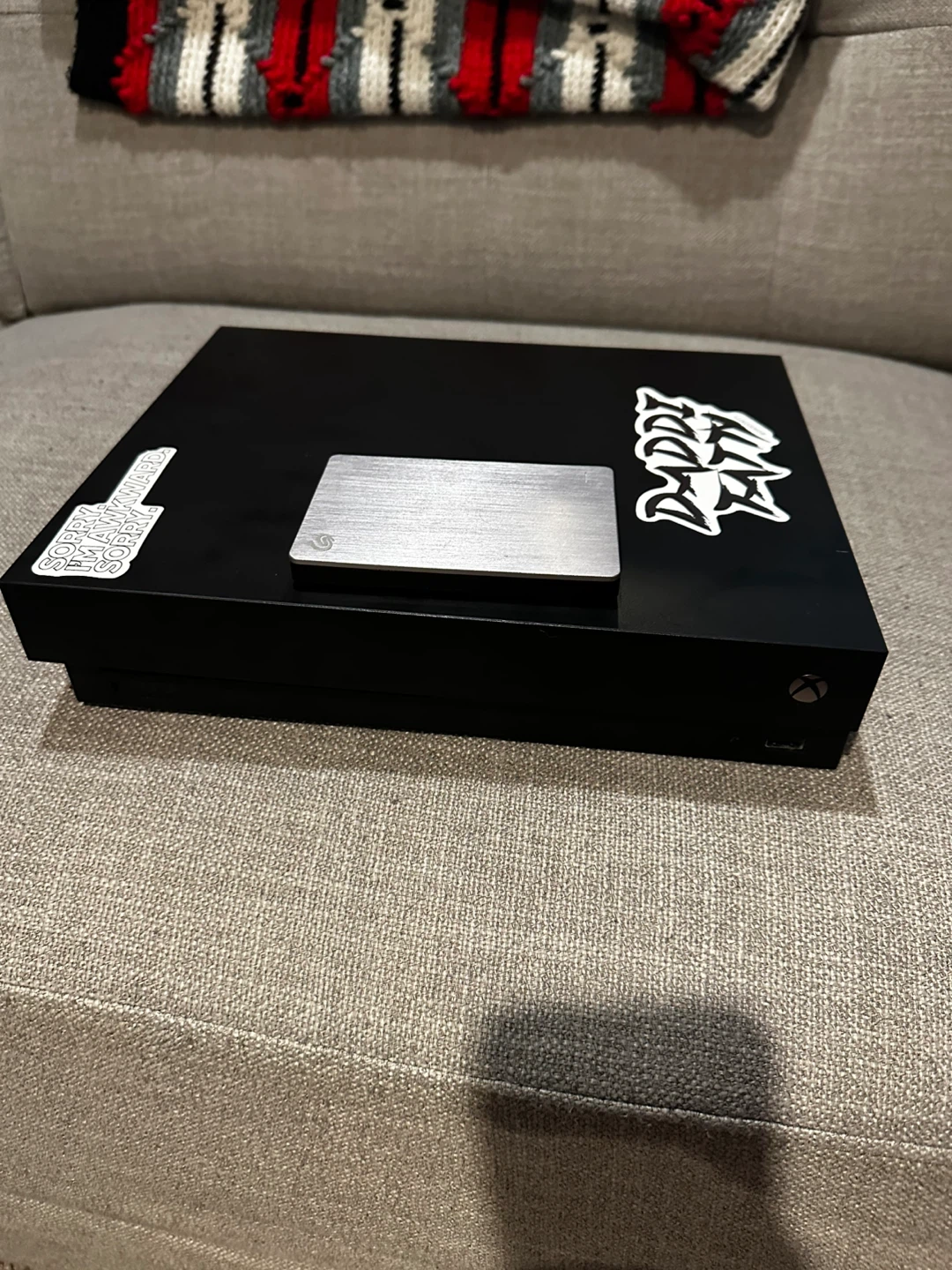 Xbox One X Black Console 2tb ext hd - photo 2